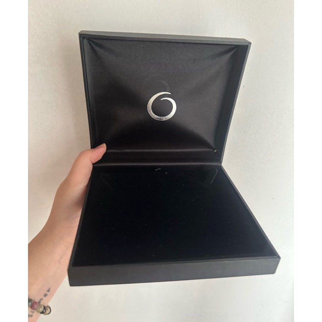 (FREE) - (PRELOVED) Perhiasan Hitam Mewah / Kotak Penyimpanan aksesoris / KOTAK PERHIASAN SERBAGUNA