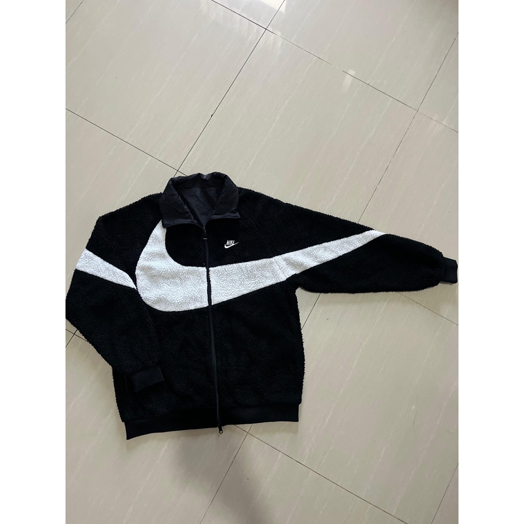 Nike Big Swoosh Revesible Sherpa