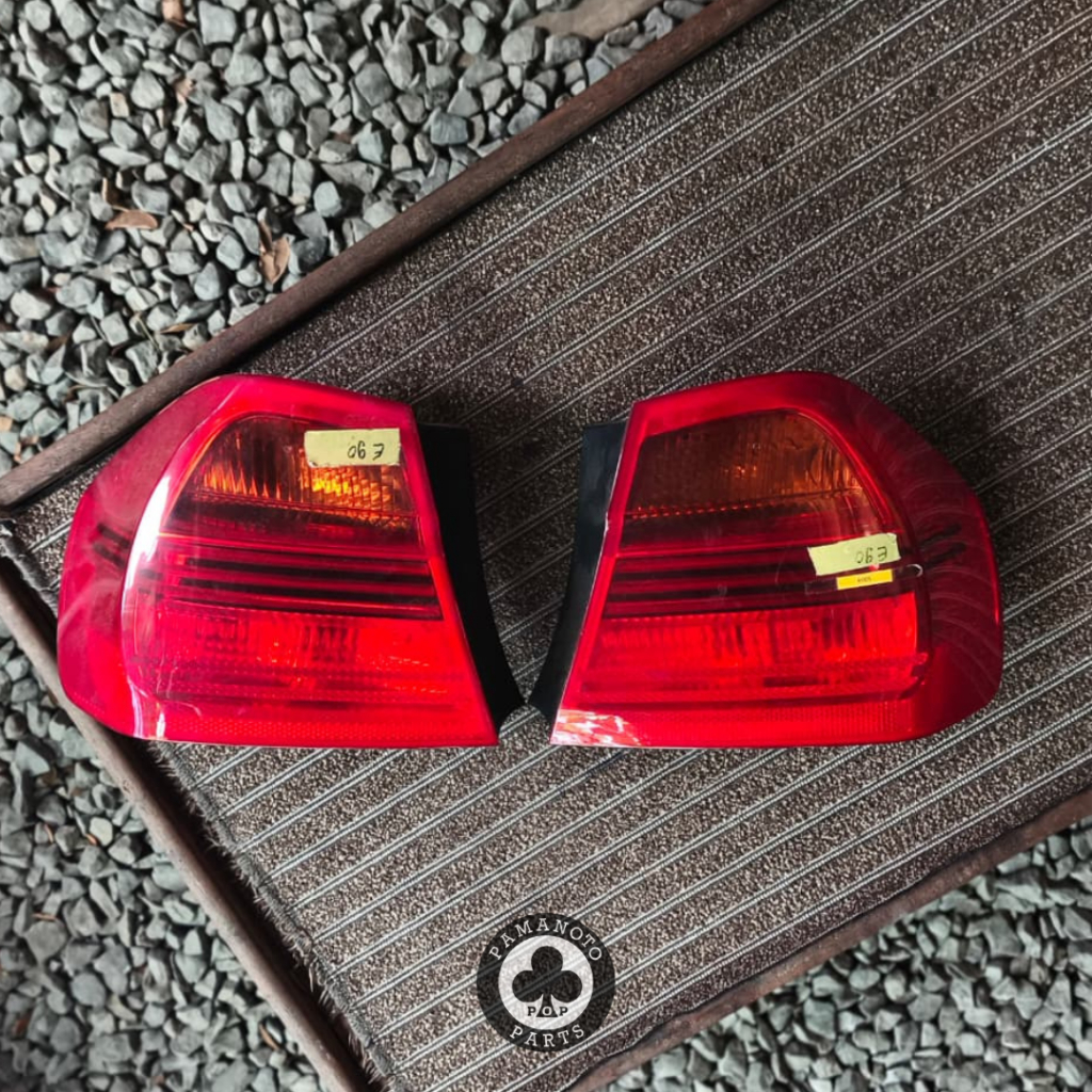 Stoplamp Lampu Belakang BMW E90 Original