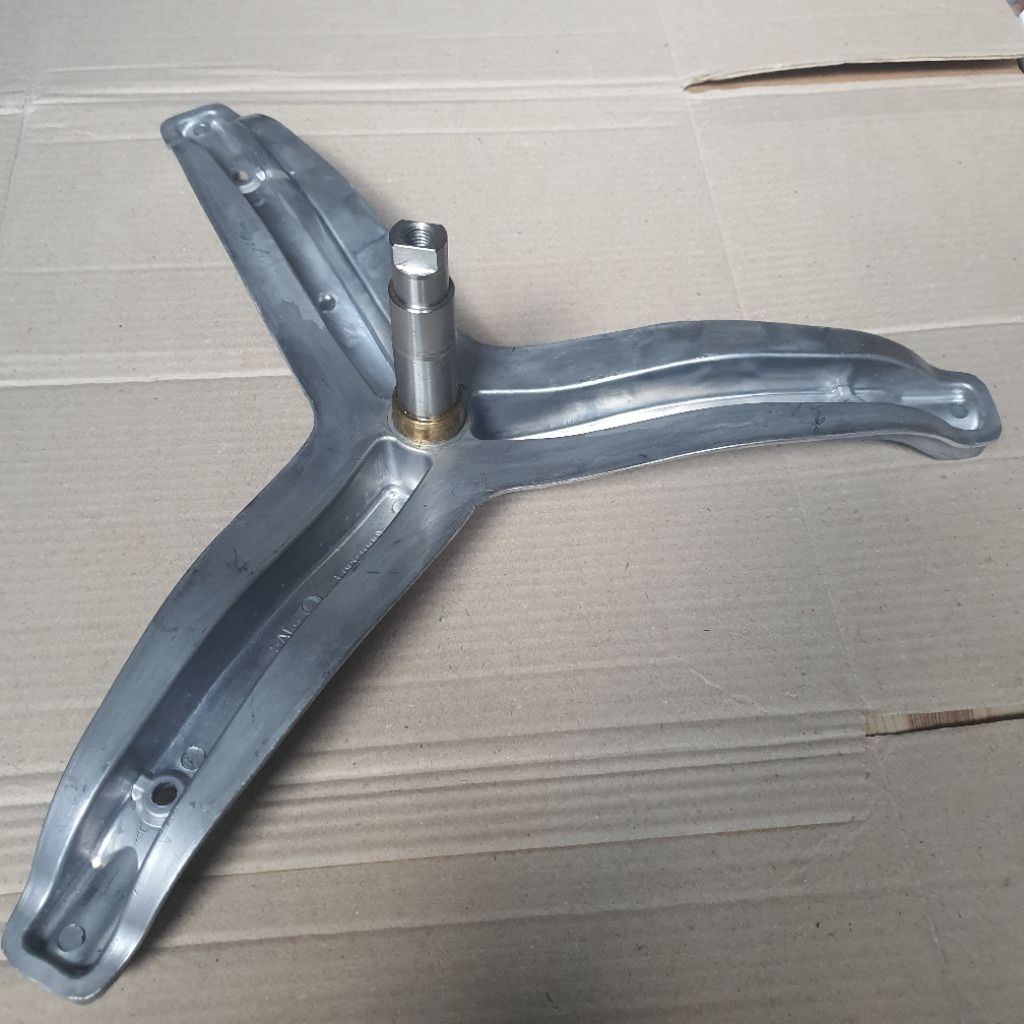 segitiga spider mesin cuci front loading EWF10747- EWF10847
- EWF85747
- EWF7555
- EWF8555
- EWF8005