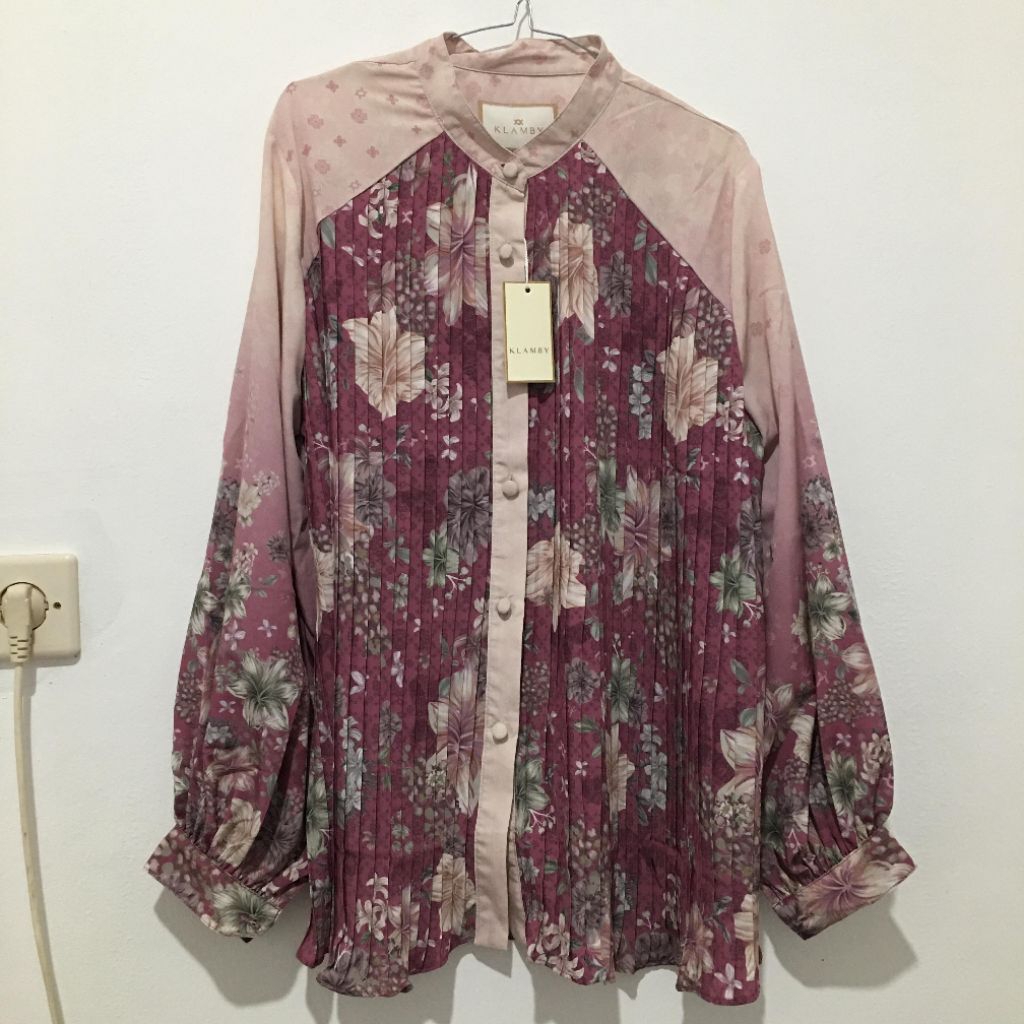 Blouse wearing klamby / Kemeja oversize motif wearing klamby / Blouse wanita / Atasan wanita