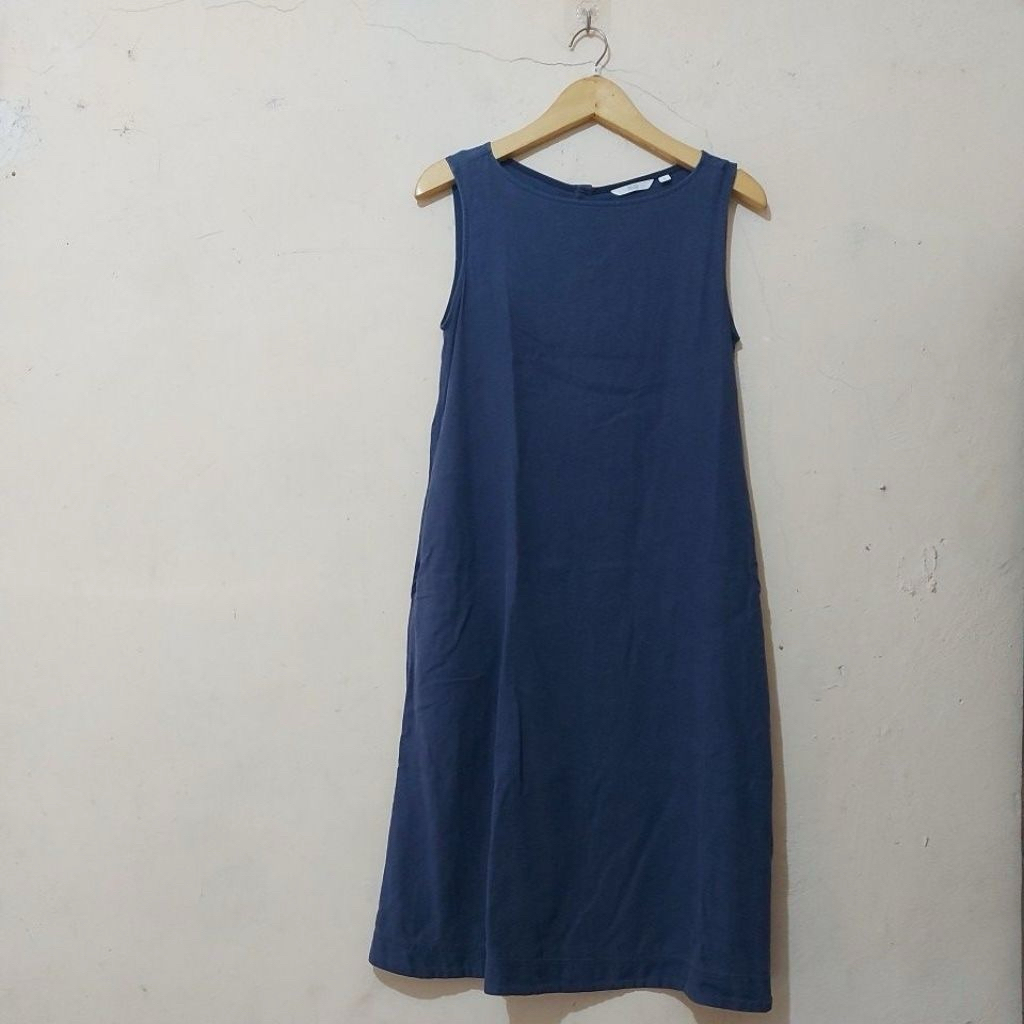 UNIQLO DRESS