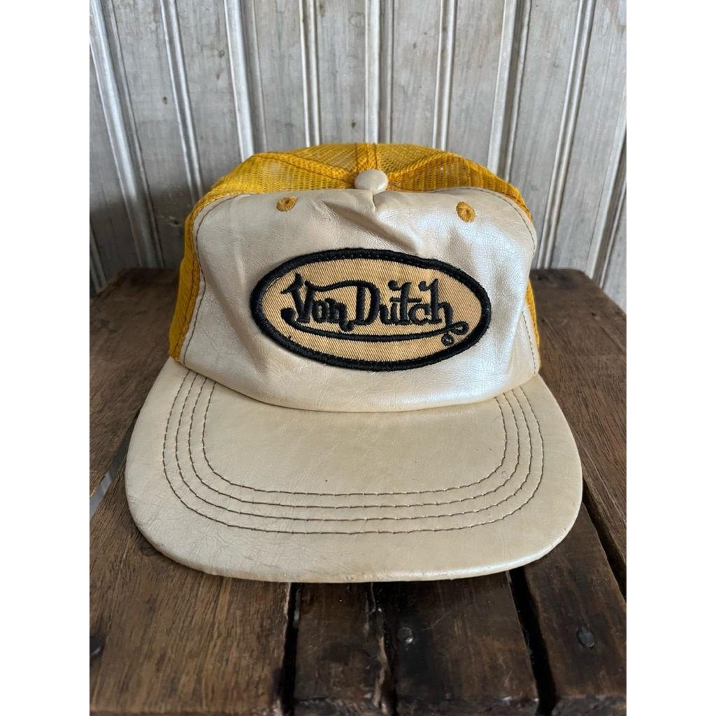 Trucker Hat Von Dutch