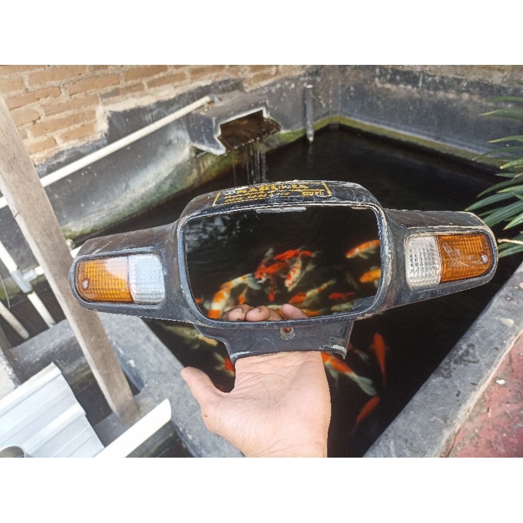 batok lampu depan grand original second set sein kanan kiri merk win