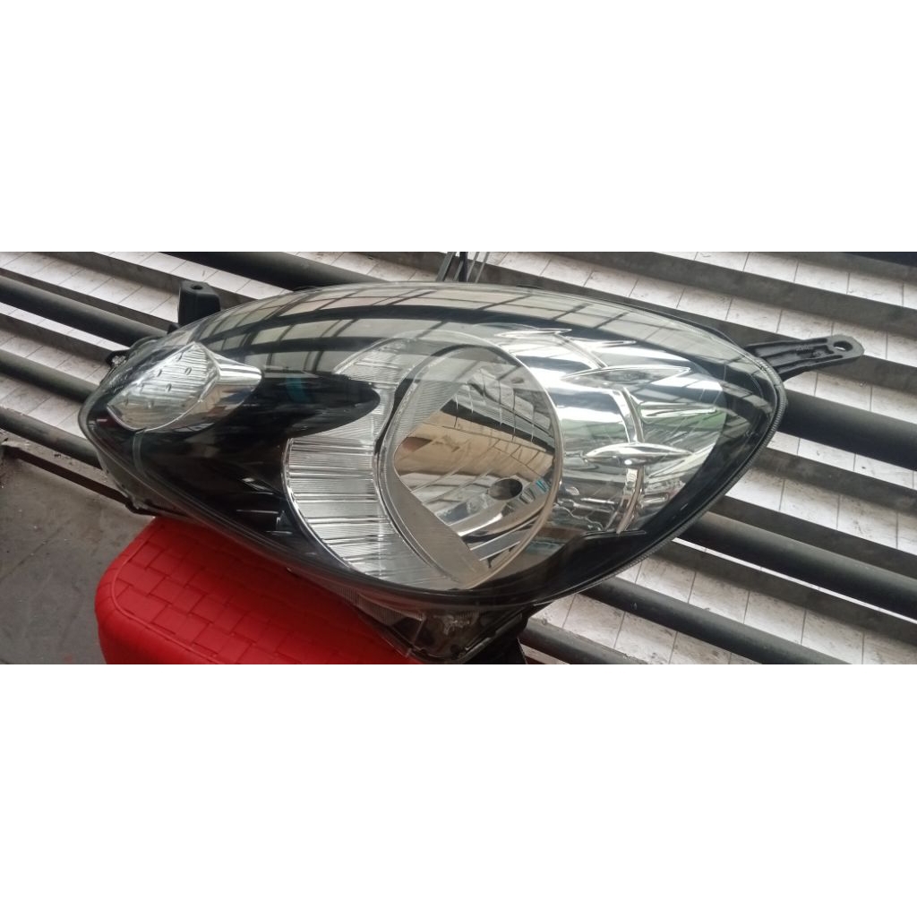 headlamp mobilio/brio 2014-2017 (L)