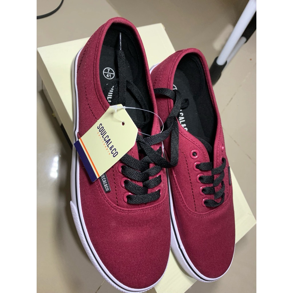 dijual sepatu soulcal& co baru