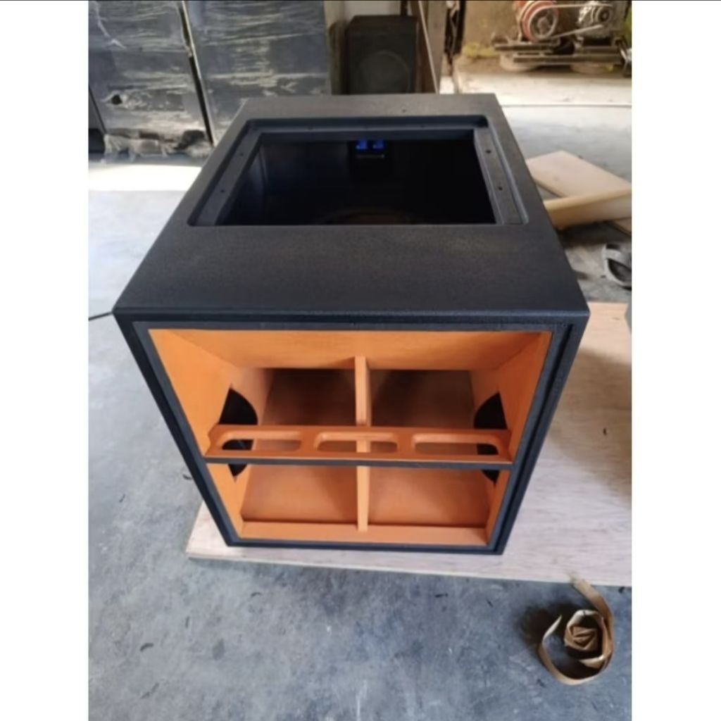 BOX TURBO 18INCH BY REQUEST (HARGA UNTUK 1UNIT BOX KOSONG)