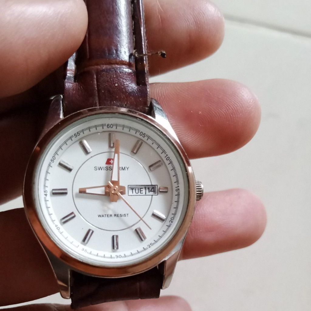 Jam tangan wanita preloved