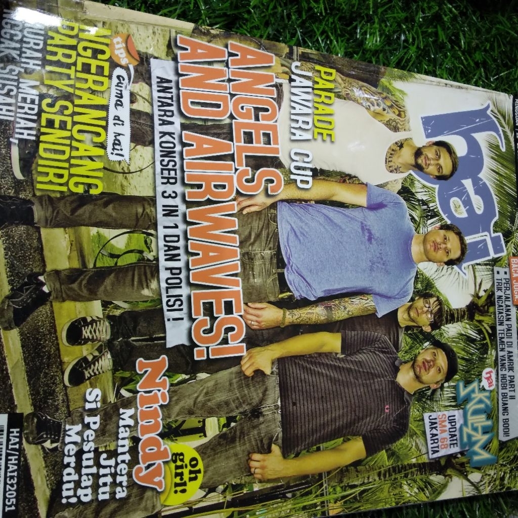 Majalah Hai cover Angels and Airwaves edisi 2008