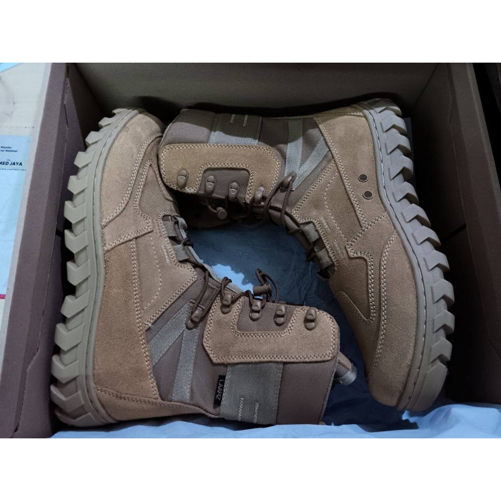 SEPATU PDL LARZ GURUN