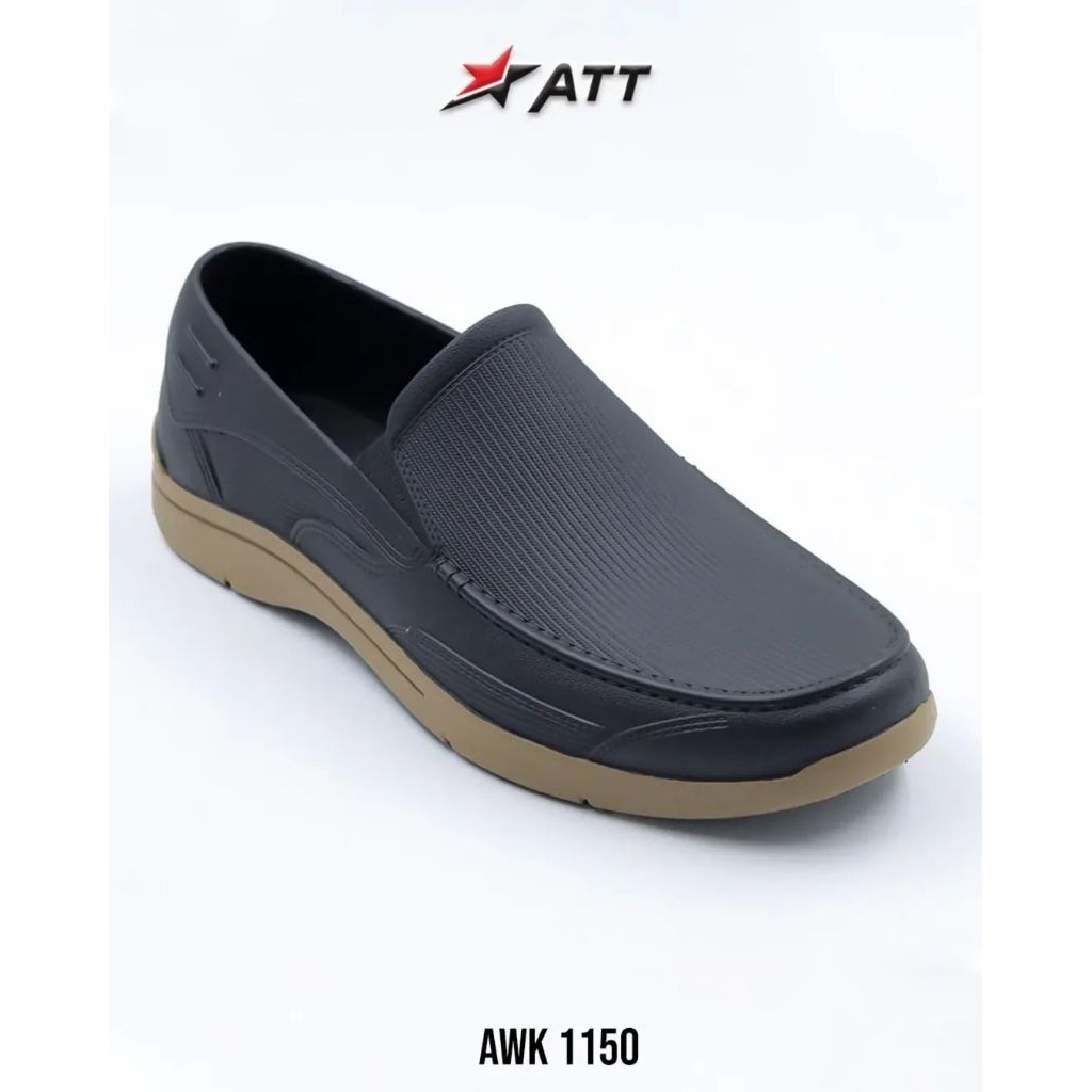 Sepatu slip on pria att sepatu kerja karet original Sepatu pria anti slip anti air.