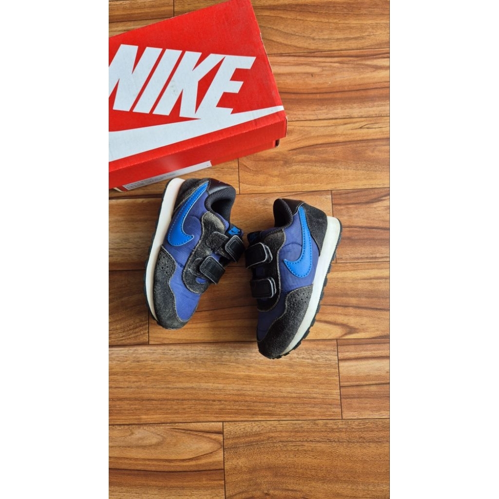 Nike kids dynamo free (preloved)