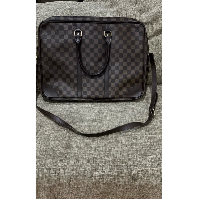 preloved tas pria LV