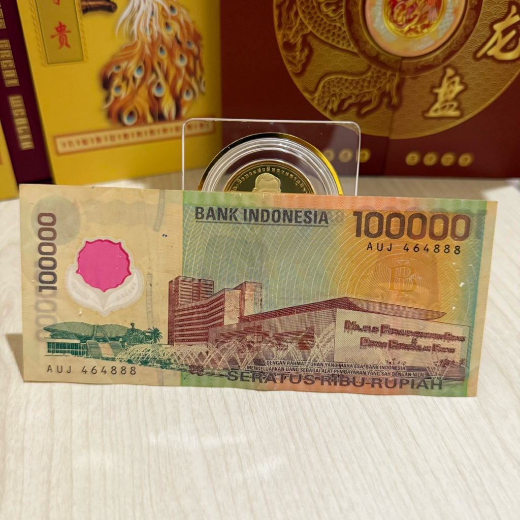 uang kuno 100000 plastik tahun 1999 seri genap AUJ 464888