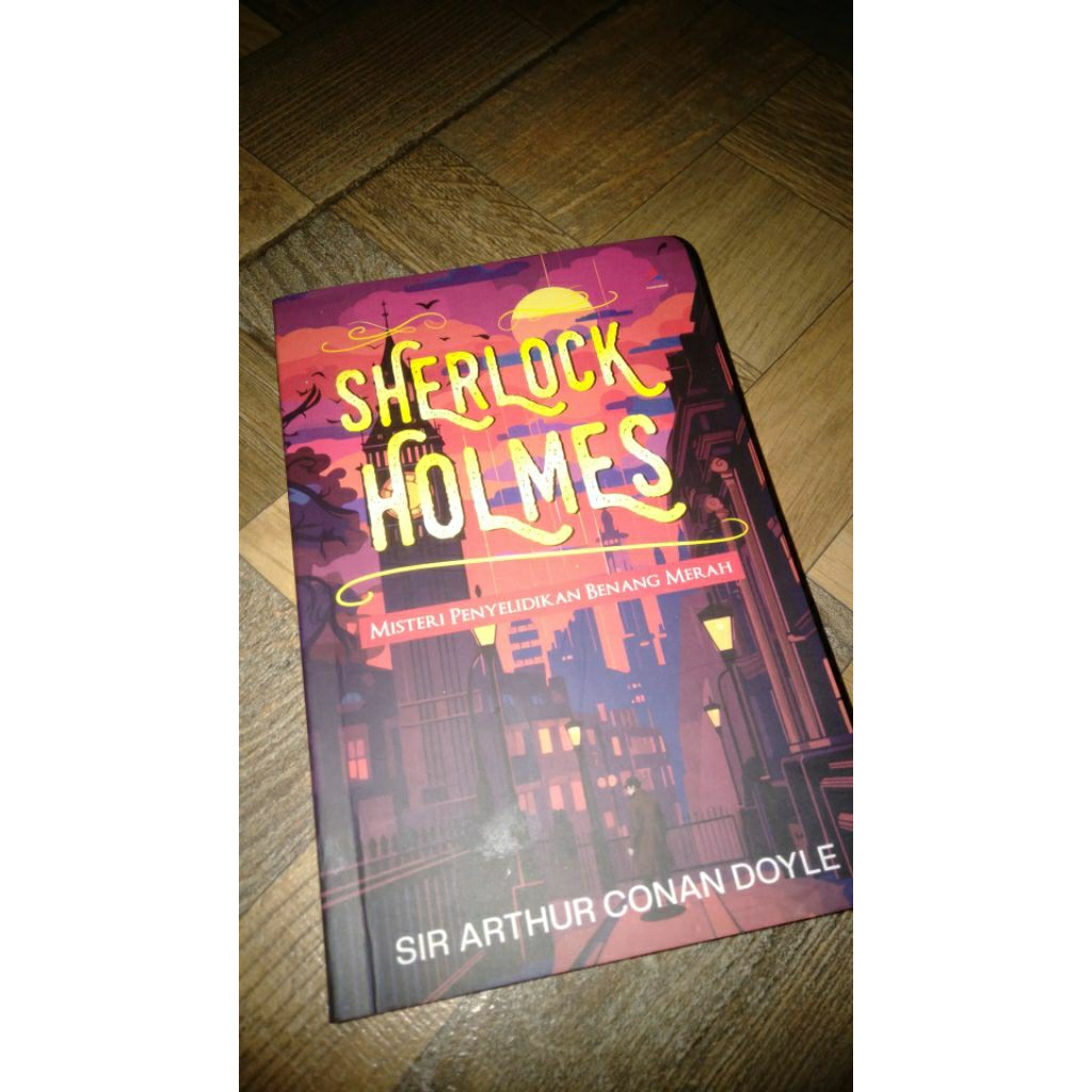 Preloved novel Sherlock Holmes