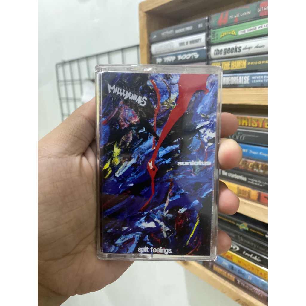 Kaset pita Milledenials X Sunlotus Split Feelings