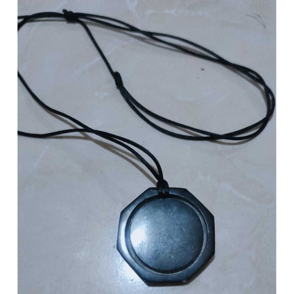 Liontin batu giok Aceh black JADE