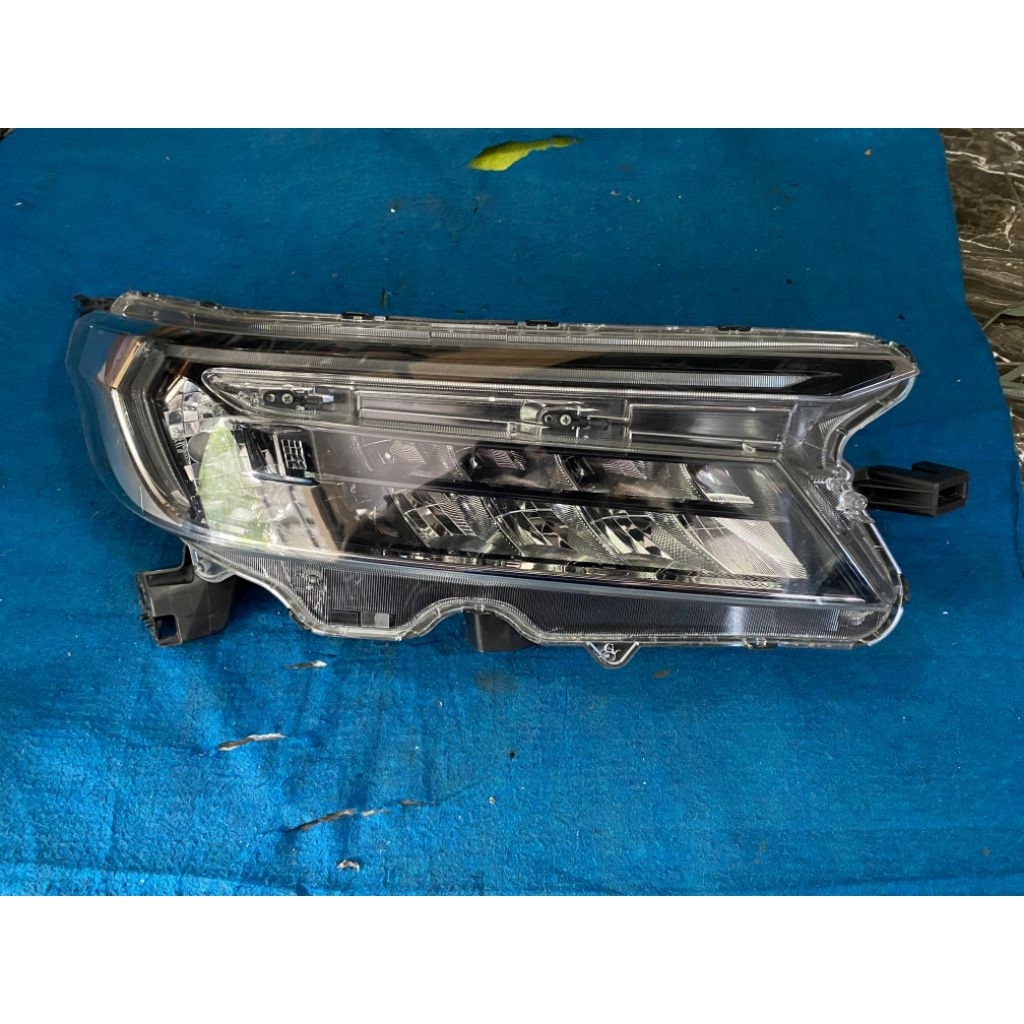 Headlamp reflektor mika lampu depan kanan honda brv 2022 2023 original
