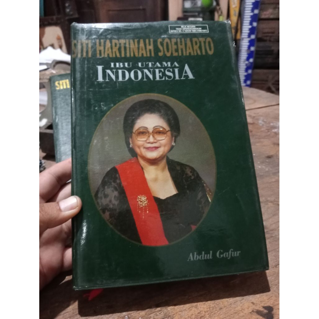 Biografi IBU TIEN Soeharto
