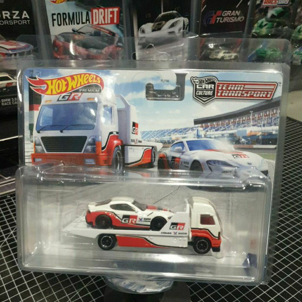 Hotwheels Team Transport Toyota GR Supra