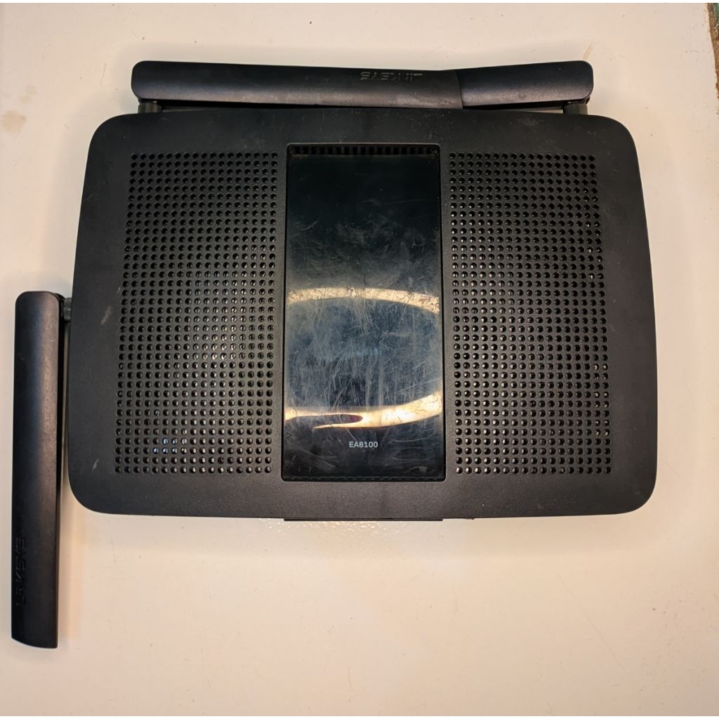 LINKSYS EA8100 AC2600 MU-MIMO GIGABIT WIFI ROUTER