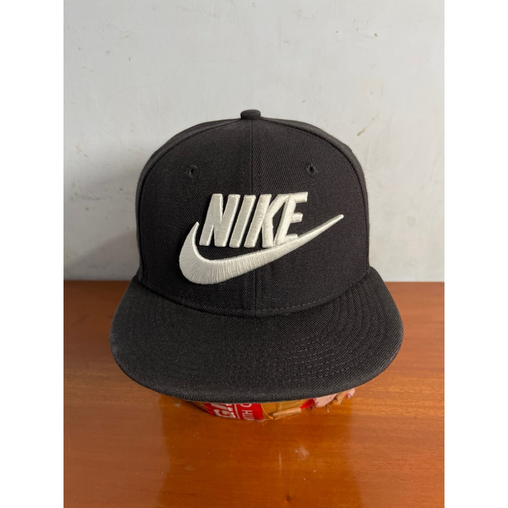 topi nike big logo wool 100% black original second