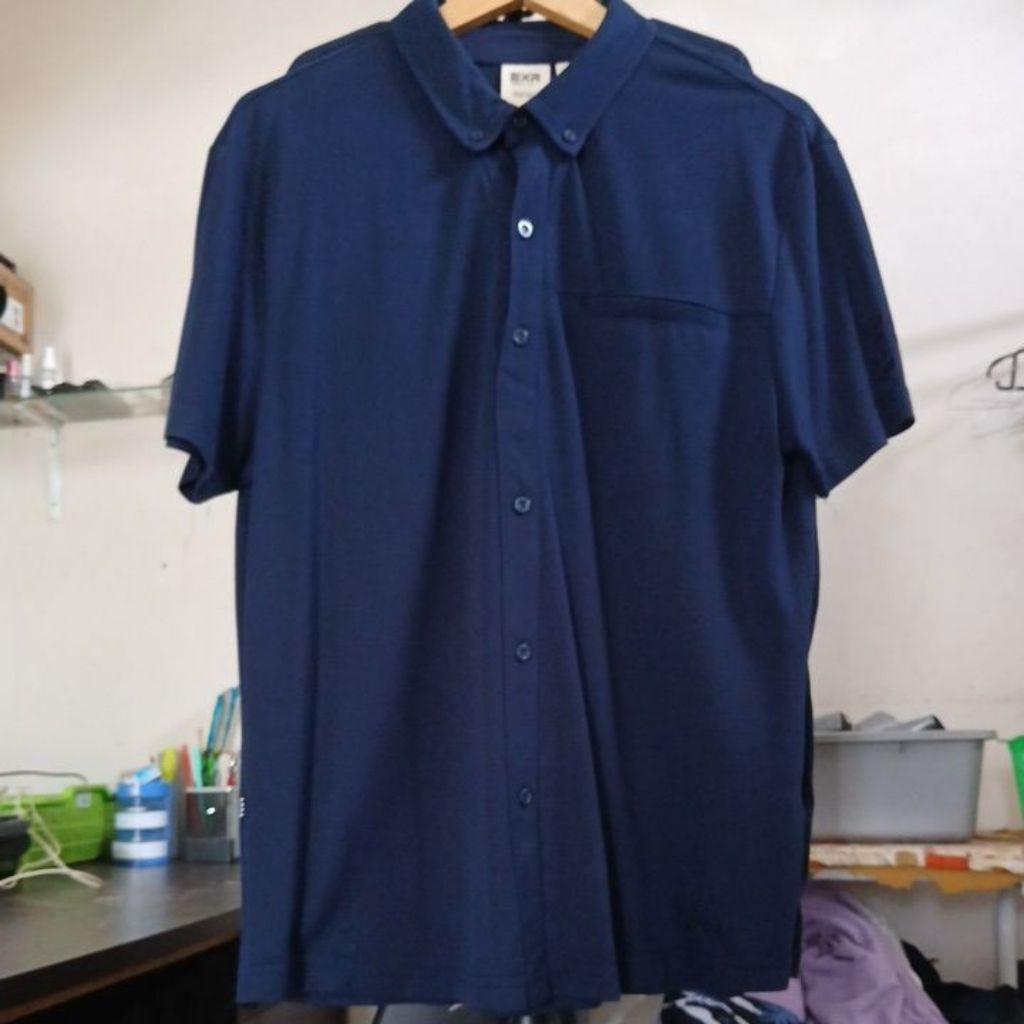 Baju kaos katun kerah warna navy model half kancing EXR second original size  L,  LD 110cm Pjg 70cm 