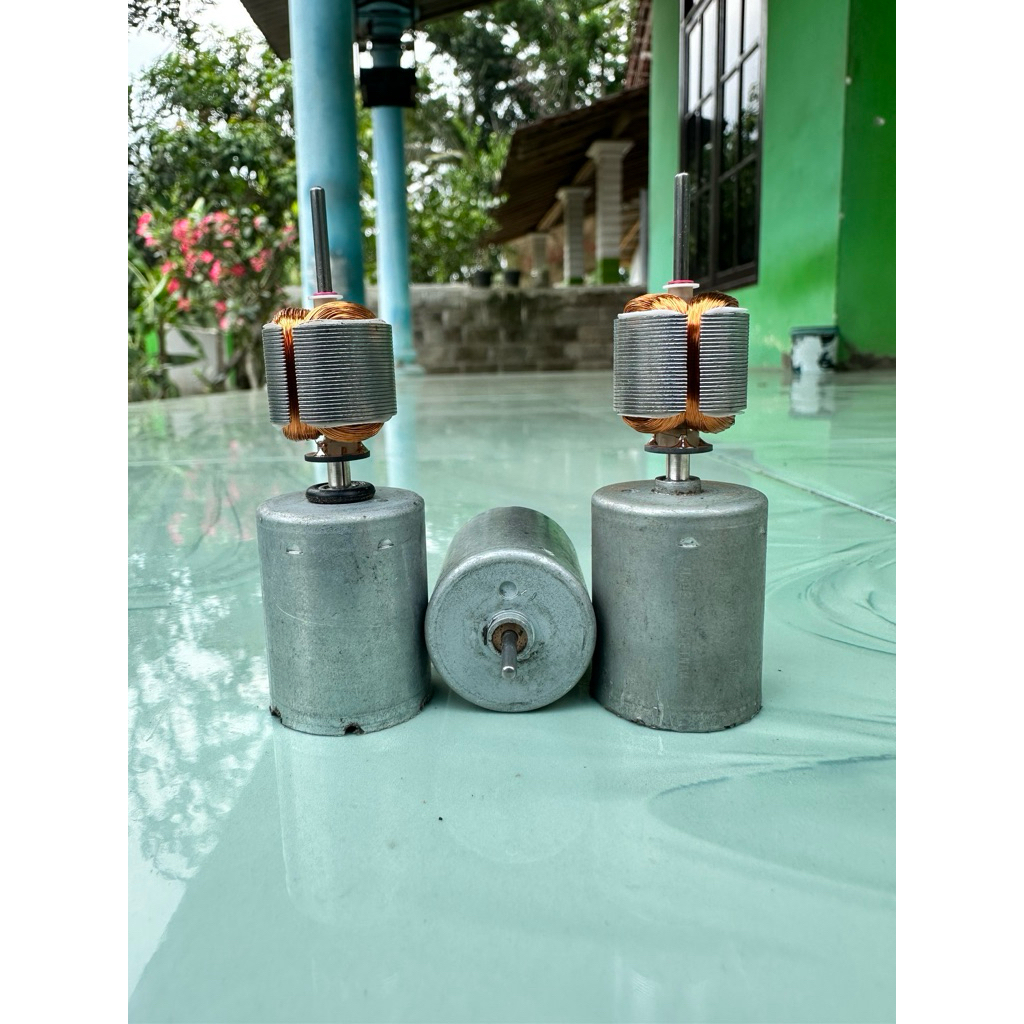 Dinamo balap obohan layang"