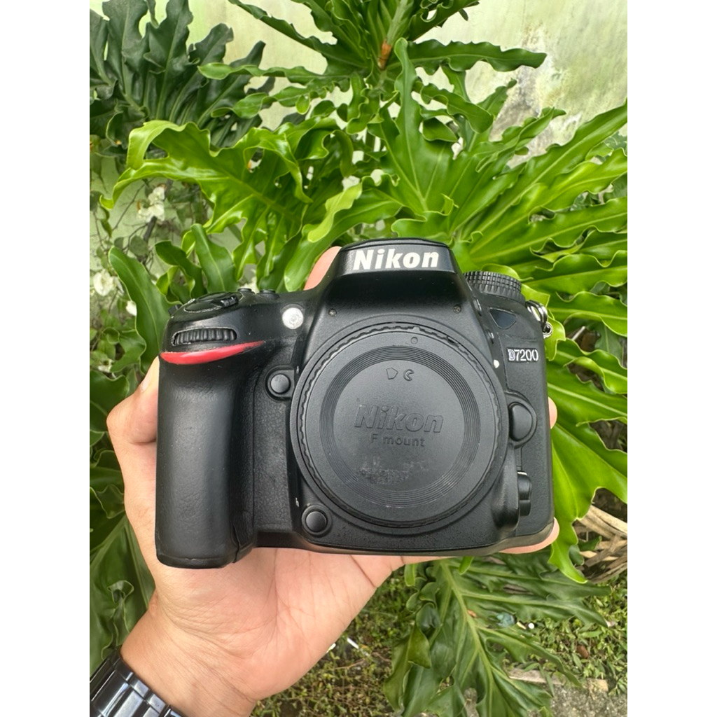 NIKON D7200 SC 90K FULLSET NO BOX (USED)