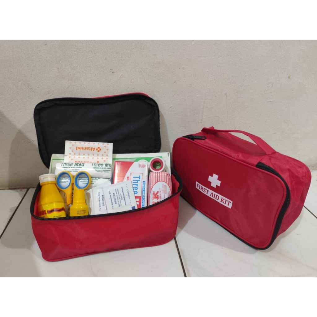 Paket P3K Travel Kit / Tas Jinjing Standar + Isi P3K Lengkap P0017
