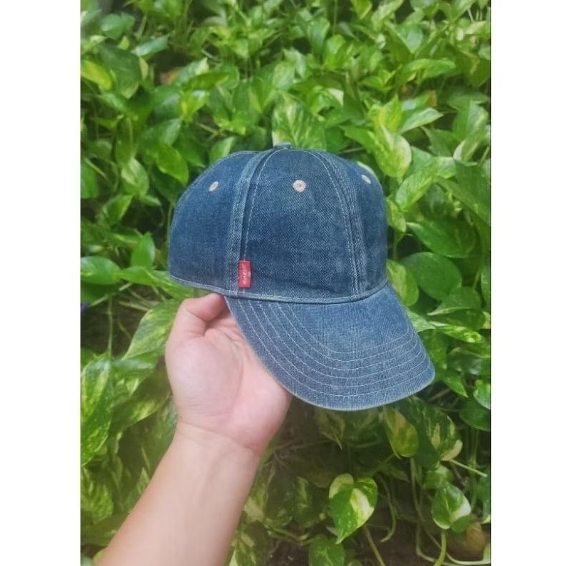 Topi bahan Denim ( jeans ) - Levis ( setelan Velcro ) ORIGINAL