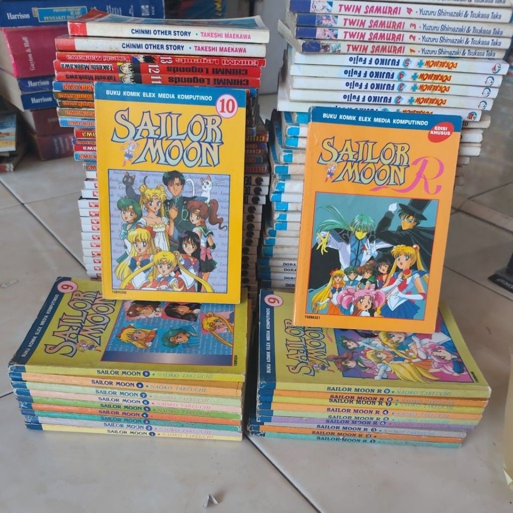 Komik Sailor Moon Full set tamat 1-10 + sailor moon R 1-9 + edisi khusus