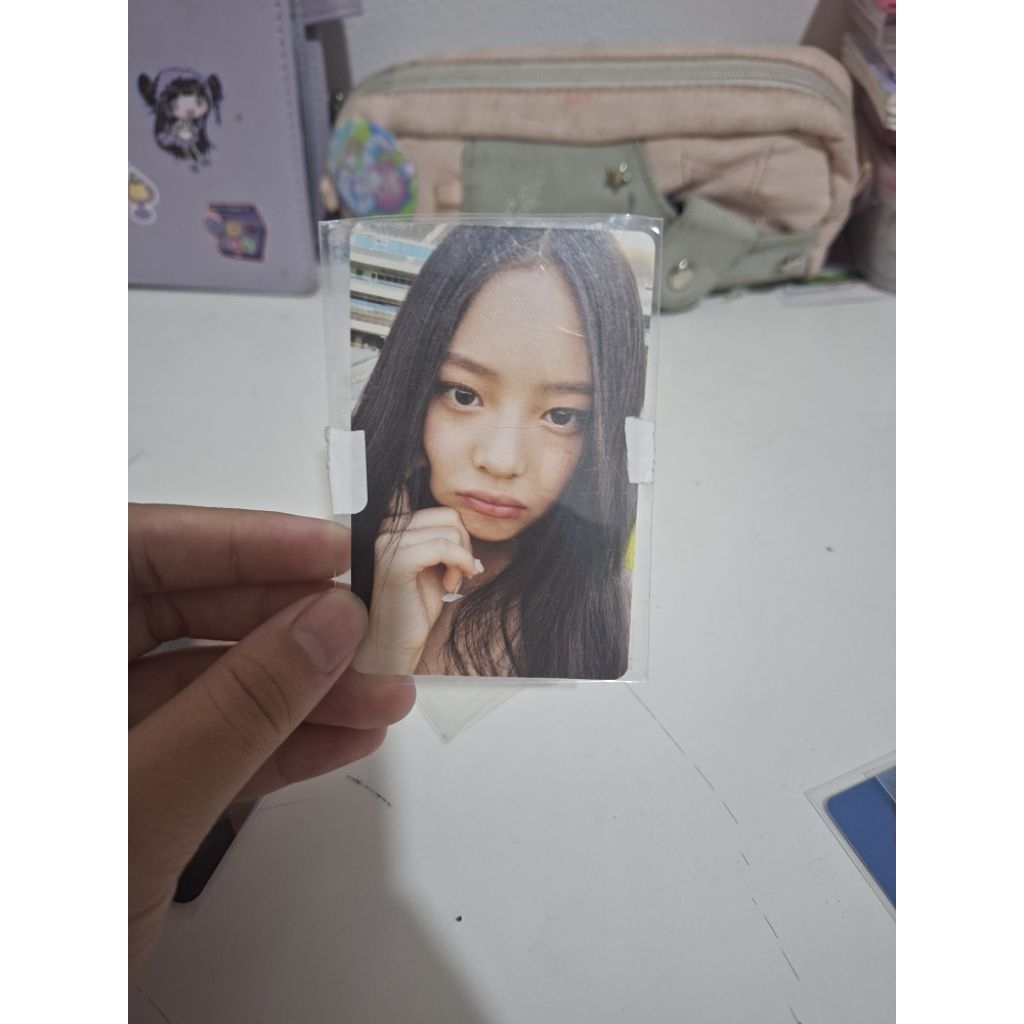 hanni photocard