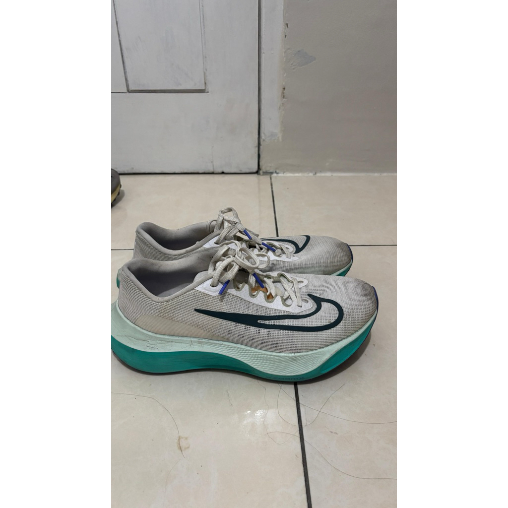nike zoom fly