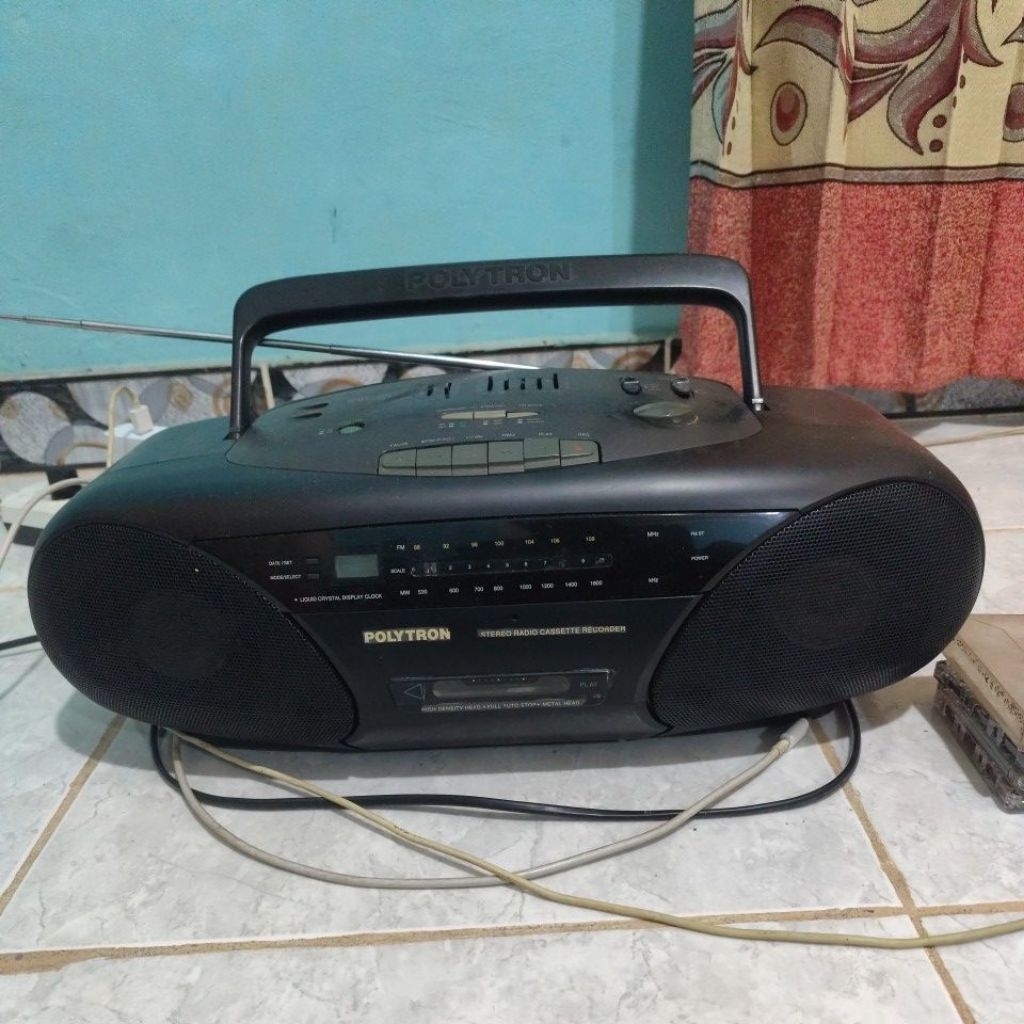 Radio Tipe Antik Jadul Mempesona Bazzoke Polytron PSC-432K,, PSC-602 dll