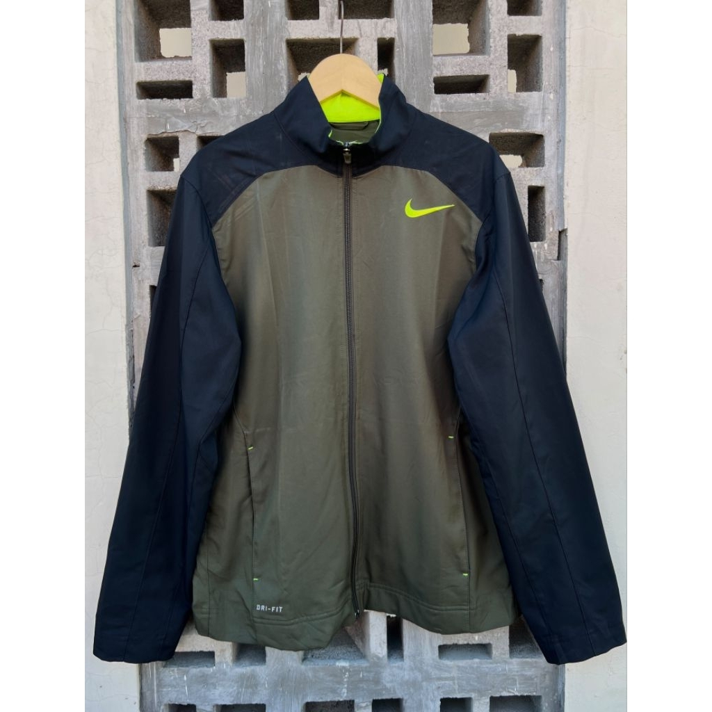 Jaket Nike Dri Fit