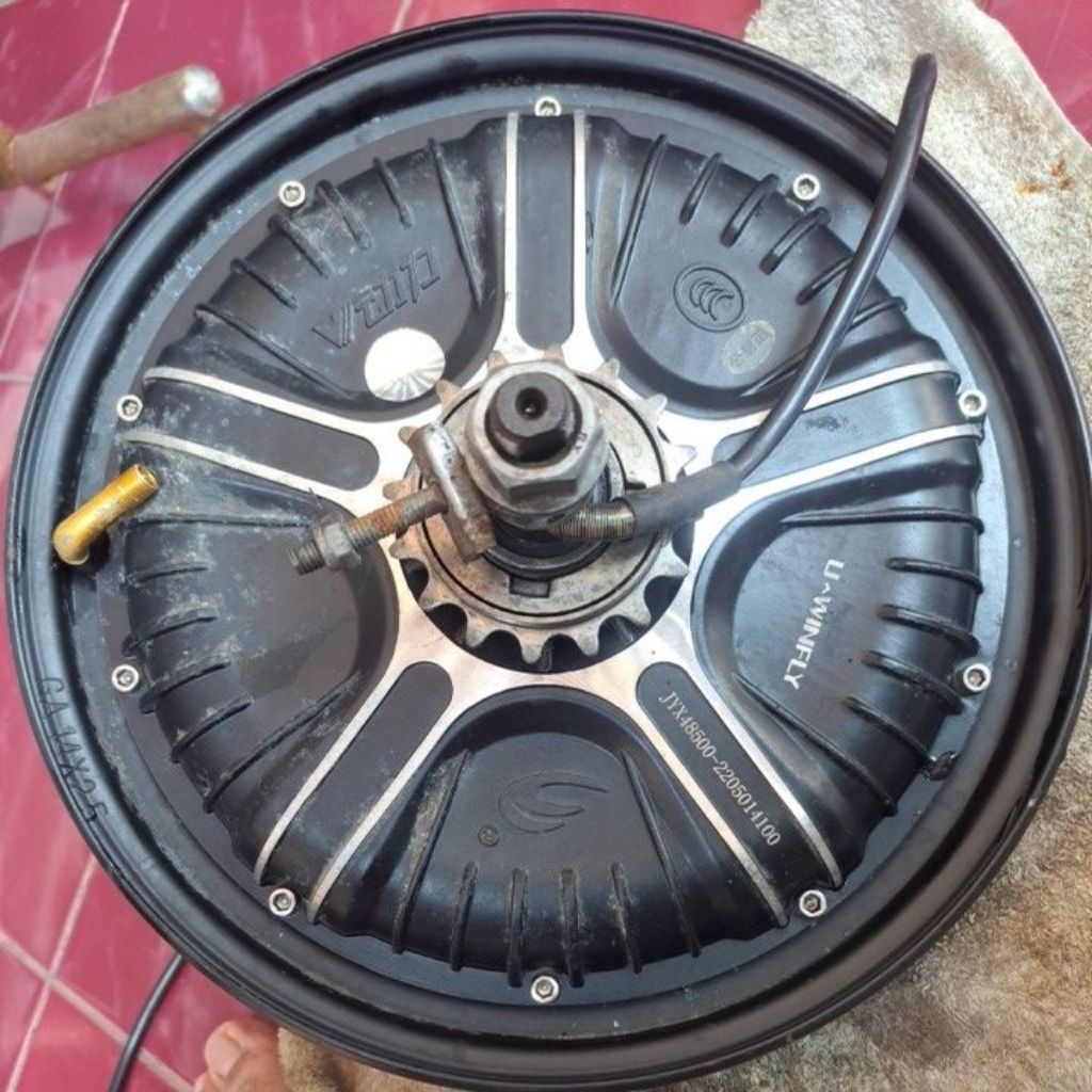 Dinamo BLDC 48volt 500watt merk uwinfly
