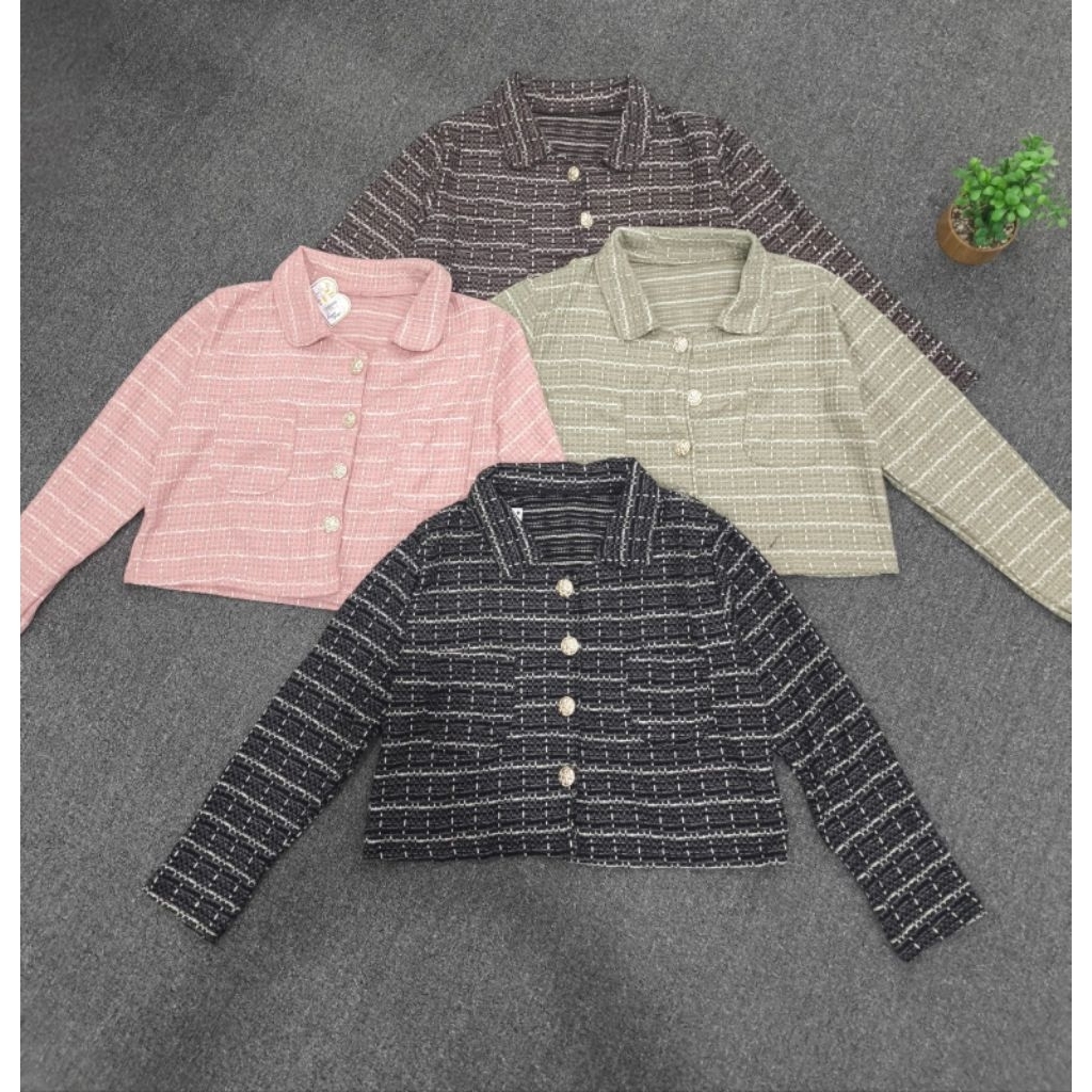 Blazer crop rajut