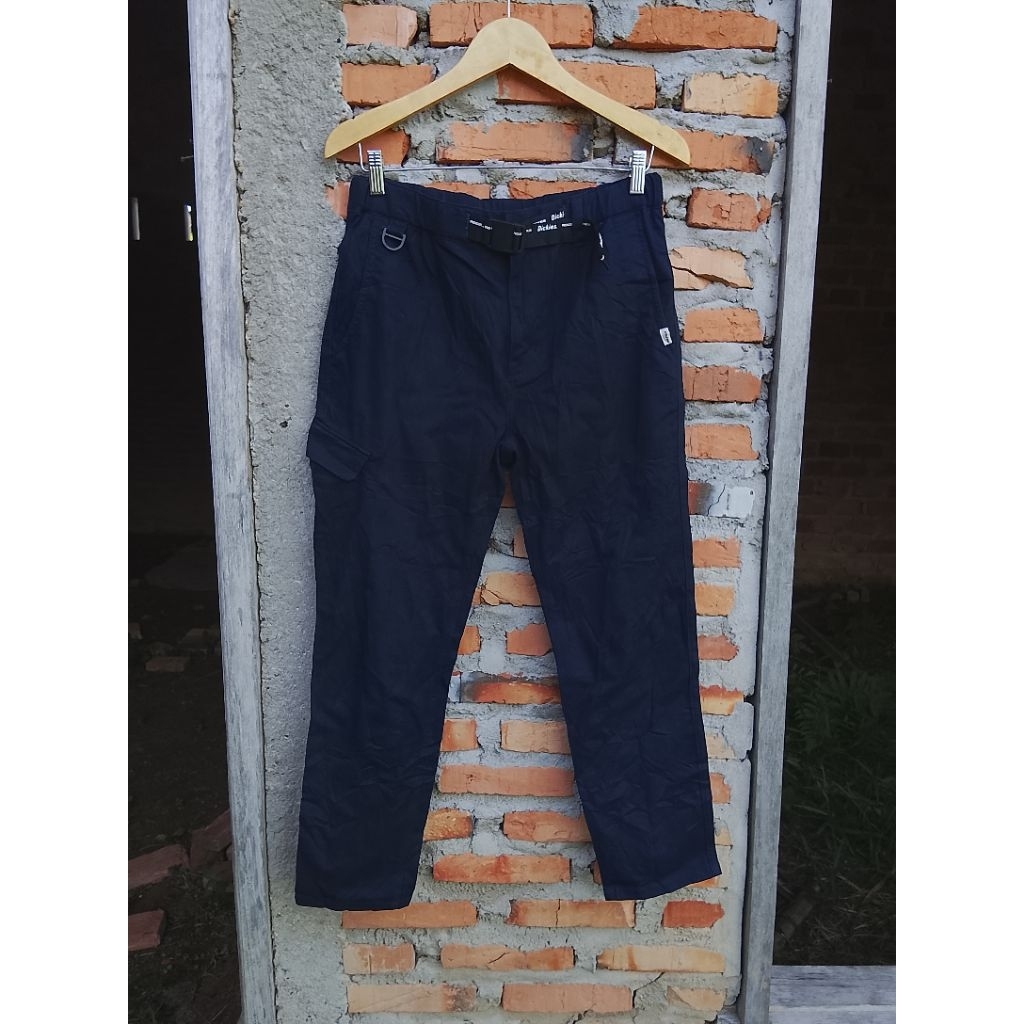 cargo dickies