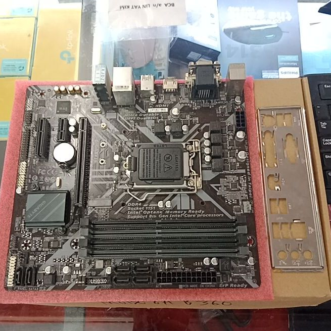 MOTHERBOARD GIGABYTE B360M DS3H BOX COKELAT