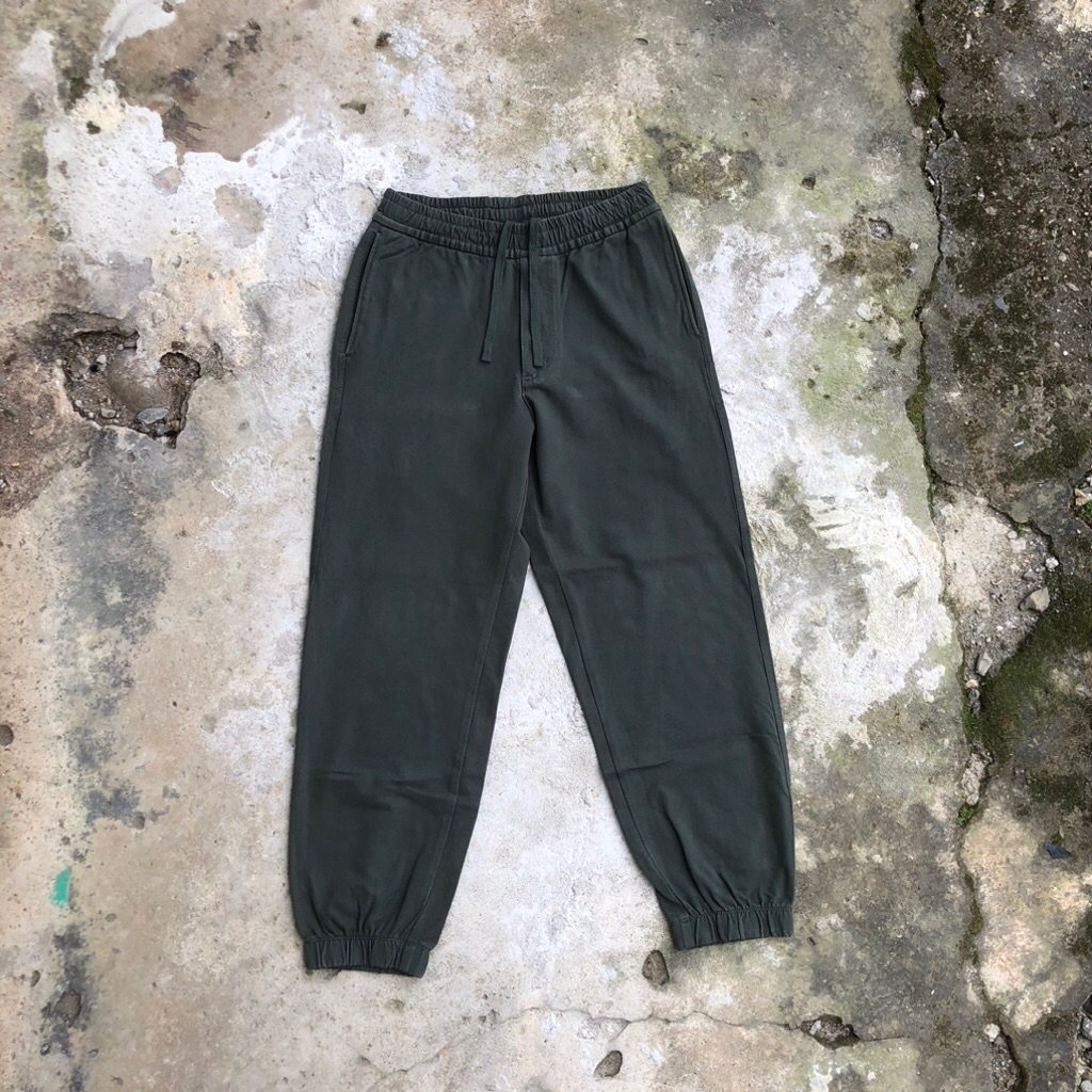 Uniqlo Relaxed joger pants ( second/bekas )