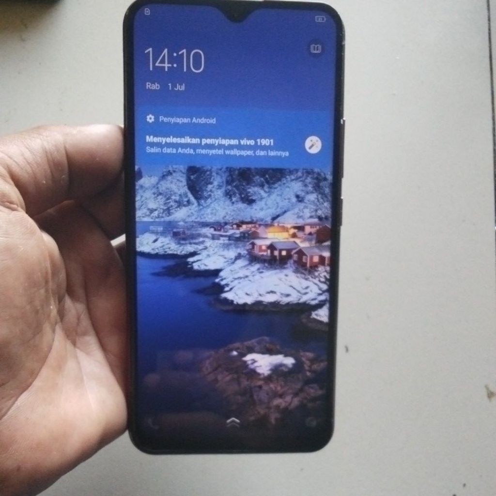 hp Vivo y17 ram 4/6 Rom 128 second batangan normal siap pakai tested