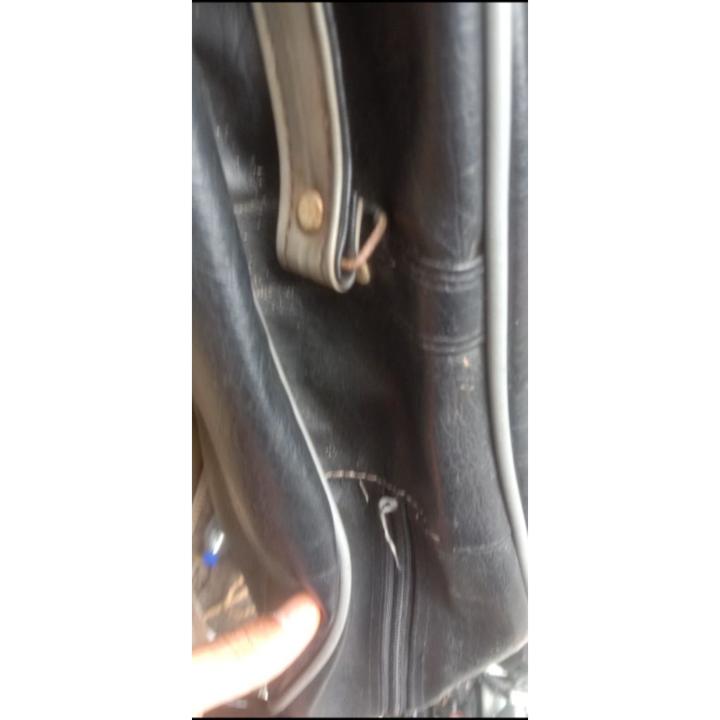 Tas Gitar Kulit Yamaha Second