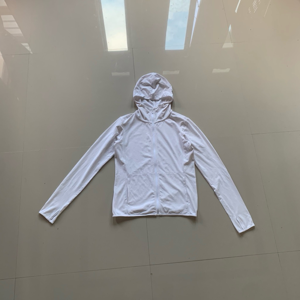Hodie jacket uniqlo airism Anti Uv White