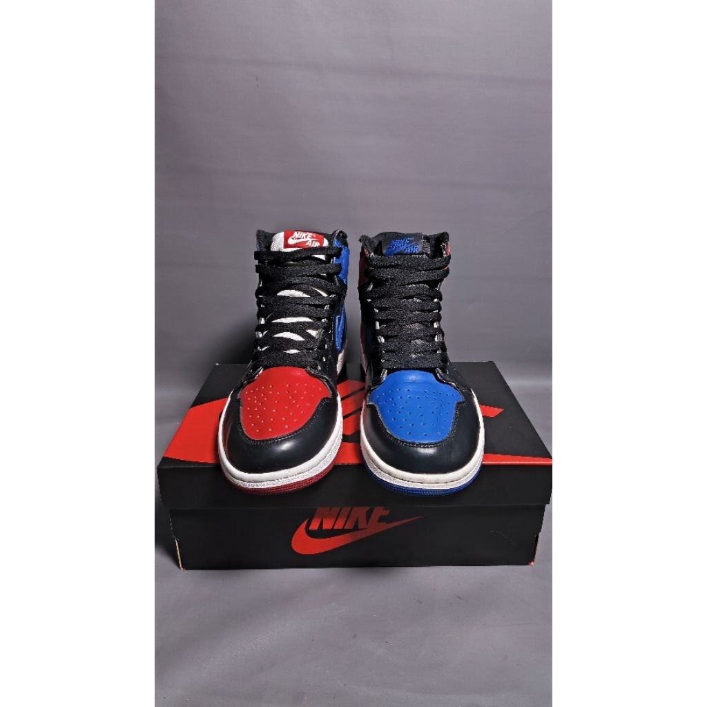 Sepatu casual sneakers Nike Air Jordan 1 Aj1 High "Top 3" Second bekas
