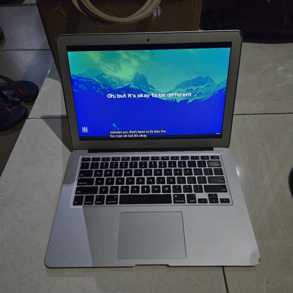 Macbook Air 2017 13" core i5 8/256Gb ex iBox normal