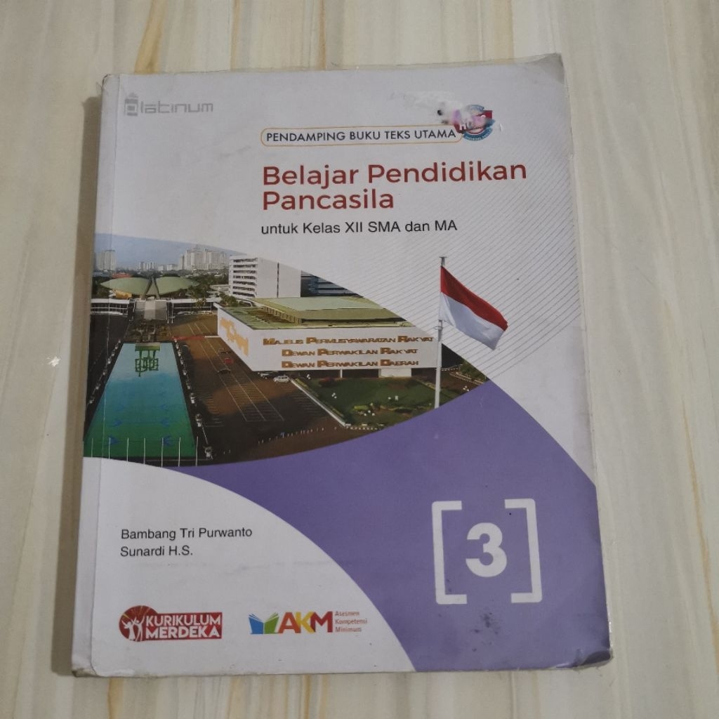 Buku PKN Kelas XII (PENERBIT TIGA SERANGKAI )
