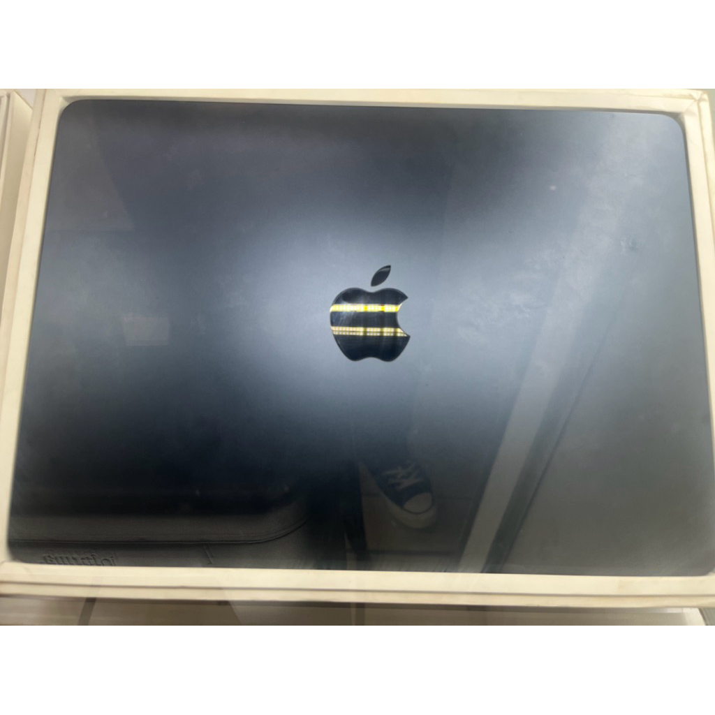 MACBOOK AIR M4