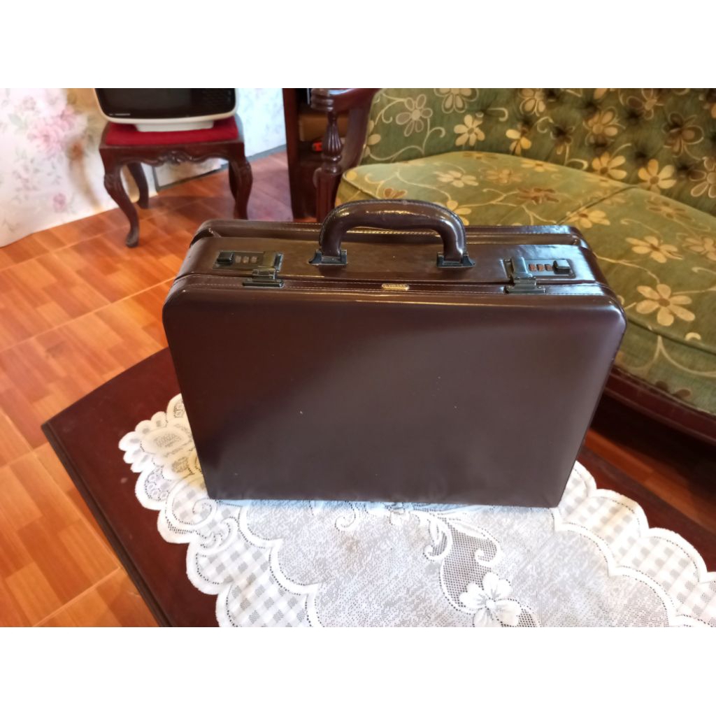 Koper  Kulit Jadul Antik Merk TITUS Vintage lawas Dekorasi Tua Kuno Retro