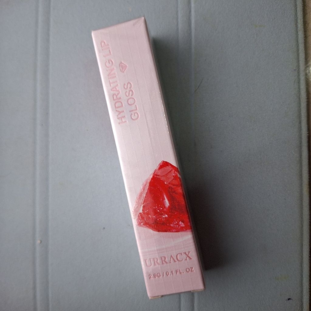 HYDRATING LIP GLOSS By URRACX (WG 005)